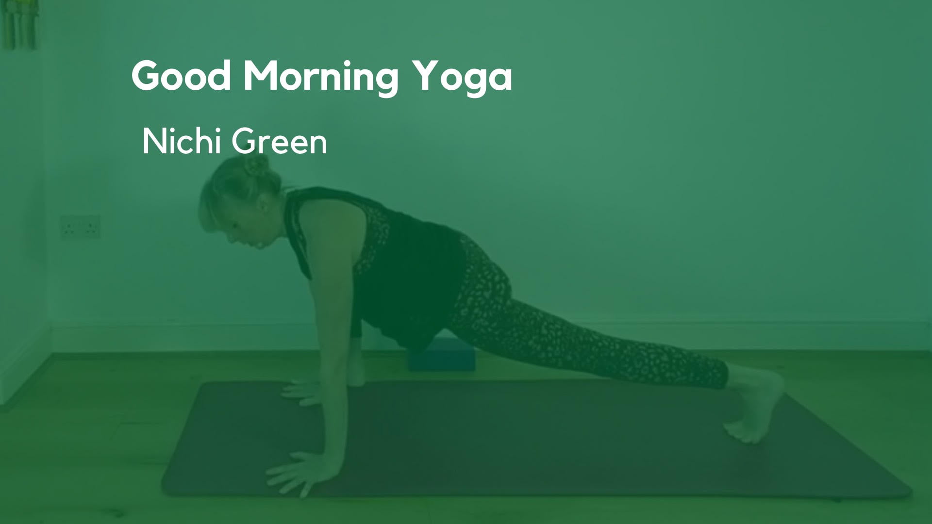10 minute Morning Yoga for Beginners - YouTube